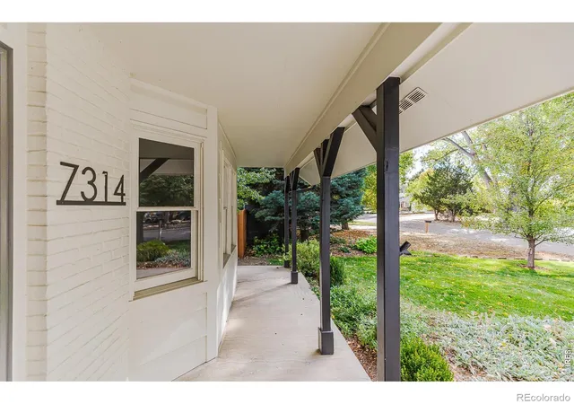 Photo 2 of Single family home for sale at 7314 Timothy Pl, Niwot, CO 80503 | MLS# IR1070697 | Listing updated on 2026-10-23