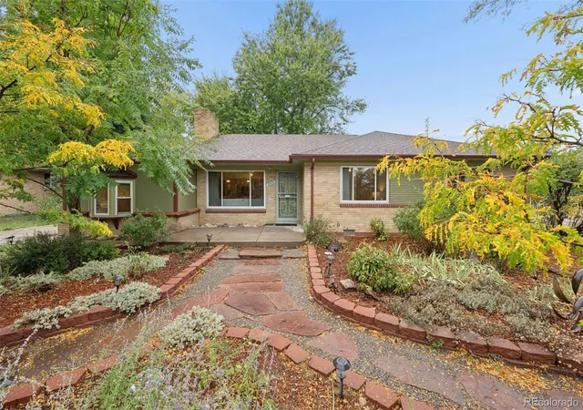 Single family home for sale at 545 Estes St, Lakewood, CO 80226 | MLS# 1595584