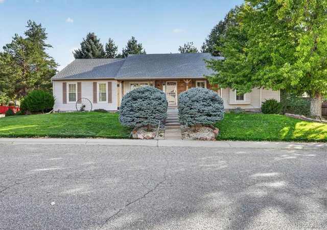 Photo 2 of Single family home for sale at 650 E Phillips Dr S, Littleton, CO 80122 | MLS# 6241781 | Listing updated on 2026-10-22