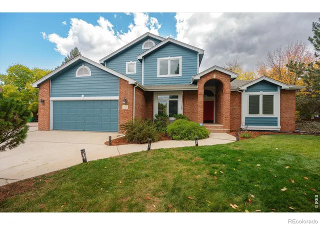 Single family home for sale at 1213 Chickadee Ct, Fort Collins, CO 80525 | MLS# IR1070718