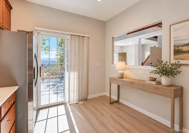 Photo 4 of Townhouse for sale at 4804 Lost Valley Rd, Castle Rock, CO 80108 | MLS# 6462187 | Listing updated on 2026-10-29