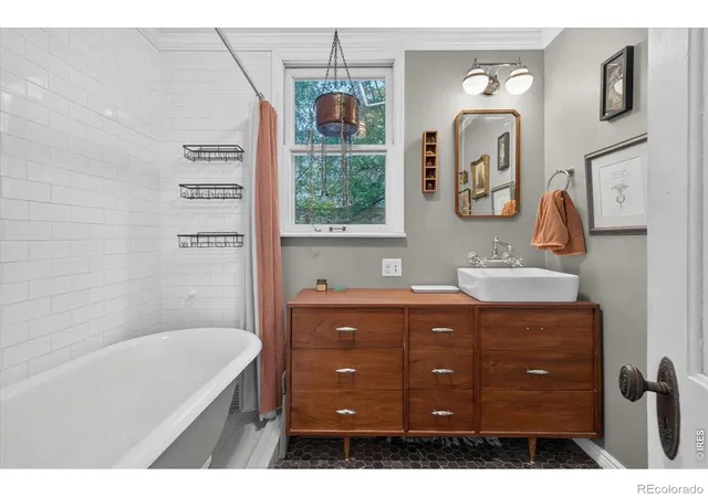 Photo 3 of Single family home for sale at 345 Mountain View Ave, Longmont, CO 80501 | MLS# IR1070719 | Listing updated on 2026-10-16