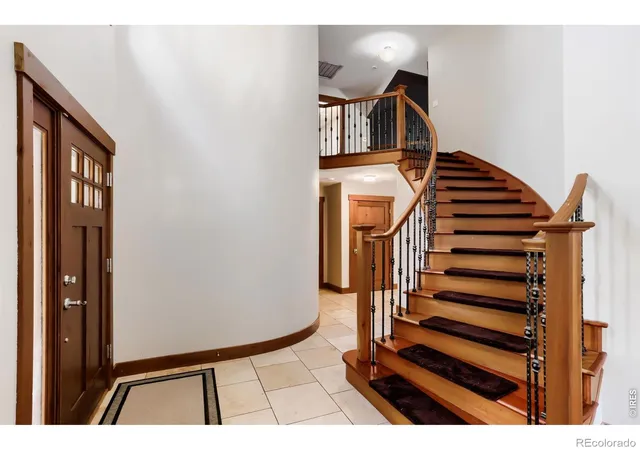 Photo 4 of Single family home for sale at 2613 Brownstone Ct, Fort Collins, CO 80525 | MLS# IR1070729 | Listing updated on 2026-10-16