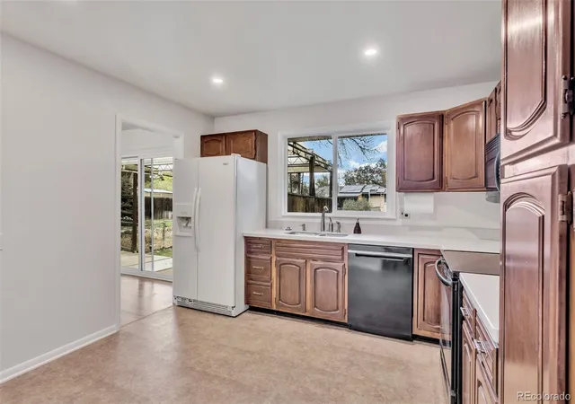 Photo 2 of Single family home for sale at 3391 W Aksarben Ave, Littleton, CO 80123 | MLS# 2135043 | Listing updated on 2026-10-23