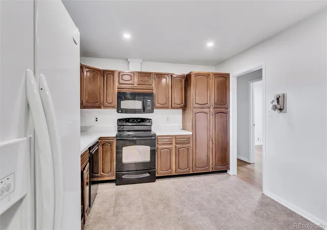Photo 3 of Single family home for sale at 3391 W Aksarben Ave, Littleton, CO 80123 | MLS# 2135043 | Listing updated on 2026-10-23