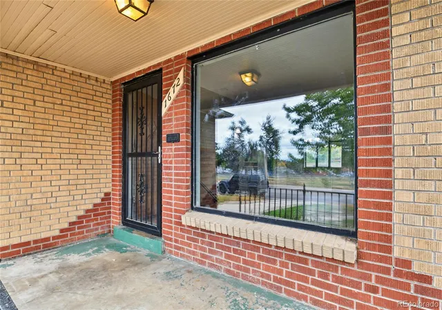 Photo 2 of Single family home for sale at 1672 Havana St, Aurora, CO 80010 | MLS# 4861776 | Listing updated on 2026-10-24