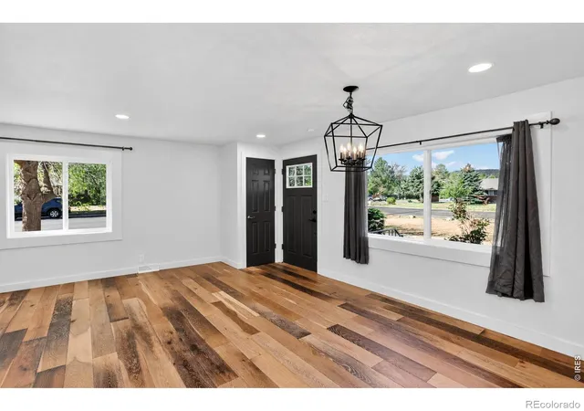 Photo 4 of Single family home for sale at 2016 W Lake St, Fort Collins, CO 80521 | MLS# IR1070735 | Listing updated on 2026-10-17