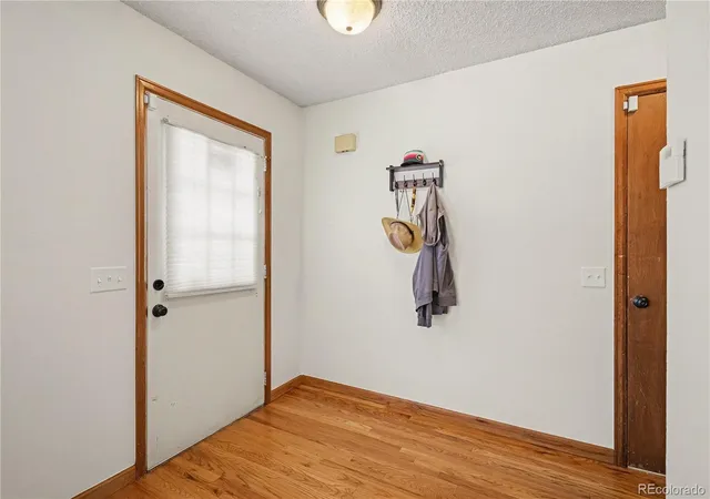 Photo 2 of Townhouse for sale at 10588 Park Mountain E, Littleton, CO 80127 | MLS# 8376026 | Listing updated on 2026-10-31