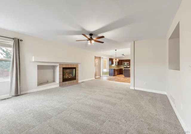 Photo 4 of Single family home for sale at 7270 Eagle Rock Dr, Littleton, CO 80125 | MLS# 1583591 | Listing updated on 2026-10-22