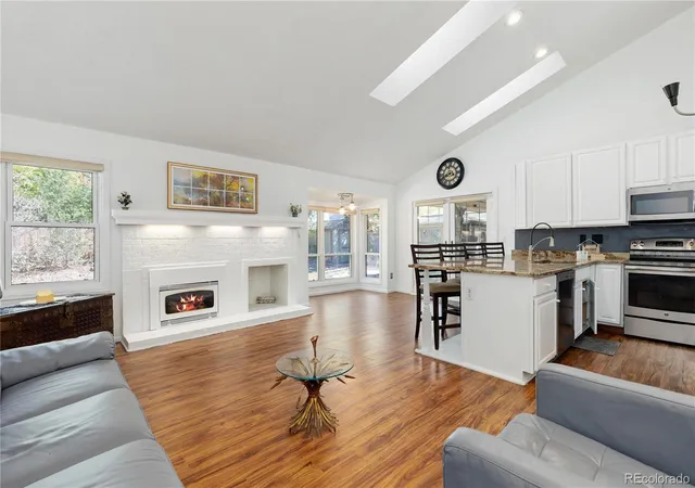 Photo 4 of Single family home for sale at 8266 S Logan Ct, Littleton, CO 80122 | MLS# 4208218 | Listing updated on 2026-10-23