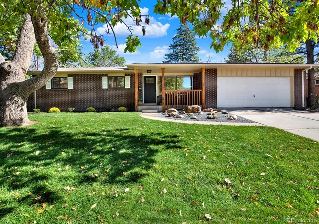 Single family home for sale at 533 W Easter Ave, Littleton, CO 80120 | MLS# 3090149