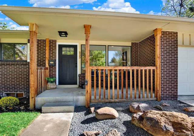 Photo 1 of Single family home for sale at 533 W Easter Ave, Littleton, CO 80120 | MLS# 3090149 | Listing updated on 2026-10-22