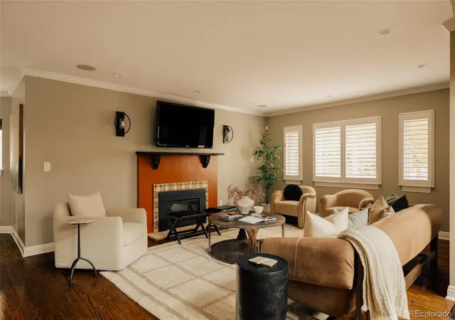 Photo 2 of Single family home for sale at 525 S Downing St, Denver, CO 80209 | MLS# 4278861 | Listing updated on 2026-10-28