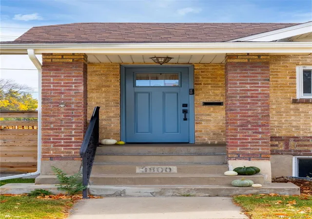Photo 1 of Single family home for sale at 3800 S Lincoln St, Englewood, CO 80113 | MLS# 3150599 | Listing updated on 2026-10-29