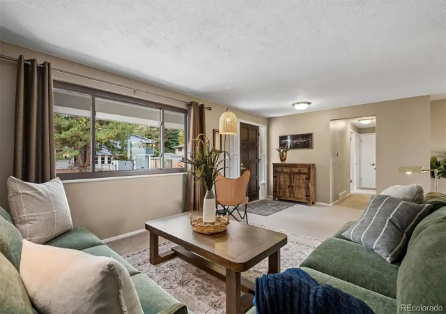 Photo 4 of Single family home for sale at 13945 W Alaska Dr, Lakewood, CO 80228 | MLS# 7692191 | Listing updated on 2026-10-28