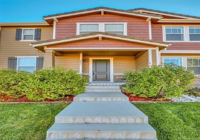 Photo 4 of Townhouse for sale at 10053 Nadine Ln, Parker, CO 80134 | MLS# 2673628 | Listing updated on 2026-10-22