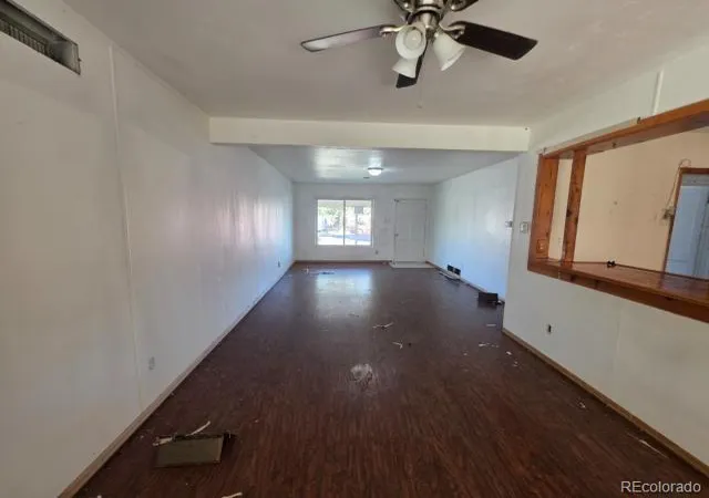 Photo 4 of Single family home for sale at 1027 Troy St, Aurora, CO 80011 | MLS# 8384479 | Listing updated on 2026-10-27