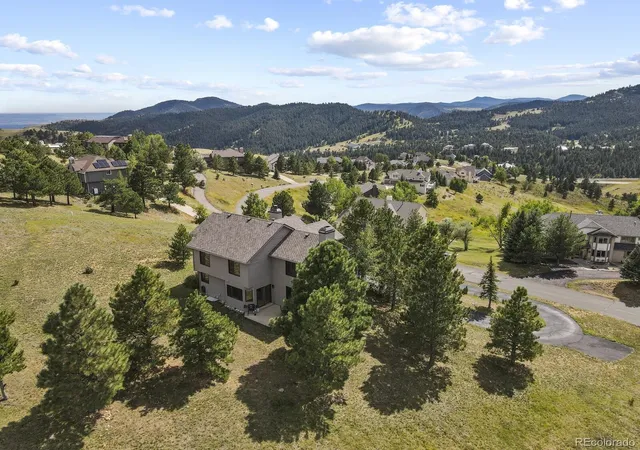 Photo 2 of Single family home for sale at 386 Monte Vista Rd, Golden, CO 80401 | MLS# 7871112 | Listing updated on 2026-10-29