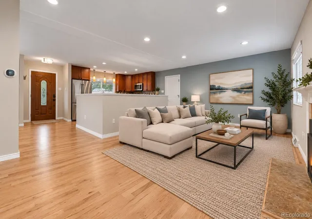 Photo 4 of Single family home for sale at 785 S Glencoe St, Denver, CO 80246 | MLS# 2953462 | Listing updated on 2026-10-23