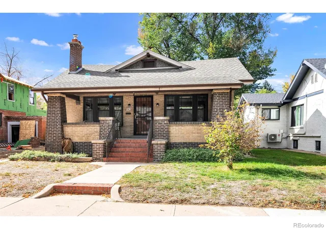 Single family home for sale at 685 S Emerson St, Denver, CO 80209 | MLS# IR1070773