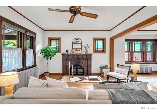 Photo 2 of Single family home for sale at 685 S Emerson St, Denver, CO 80209 | MLS# IR1070773 | Listing updated on 2026-10-21