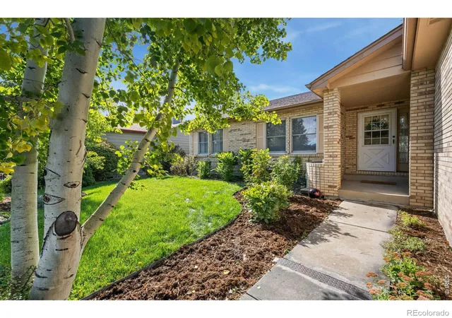 Photo 1 of Single family home for sale at 1056 Scarborough Dr, Loveland, CO 80538 | MLS# IR1070775 | Listing updated on 2026-10-27