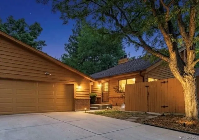 Photo 1 of Townhouse for sale at 59 S Eagle Cir, Aurora, CO 80012 | MLS# 5218906 | Listing updated on 2026-10-20