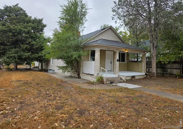 Single family home for sale at 223 Meeker St, Fort Morgan, CO 80701 | MLS# IR1070781