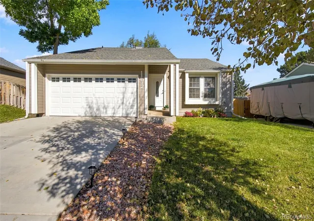 Photo 1 of Single family home for sale at 11817 W Bowles Cir, Littleton, CO 80127 | MLS# 4084679 | Listing updated on 2026-10-23