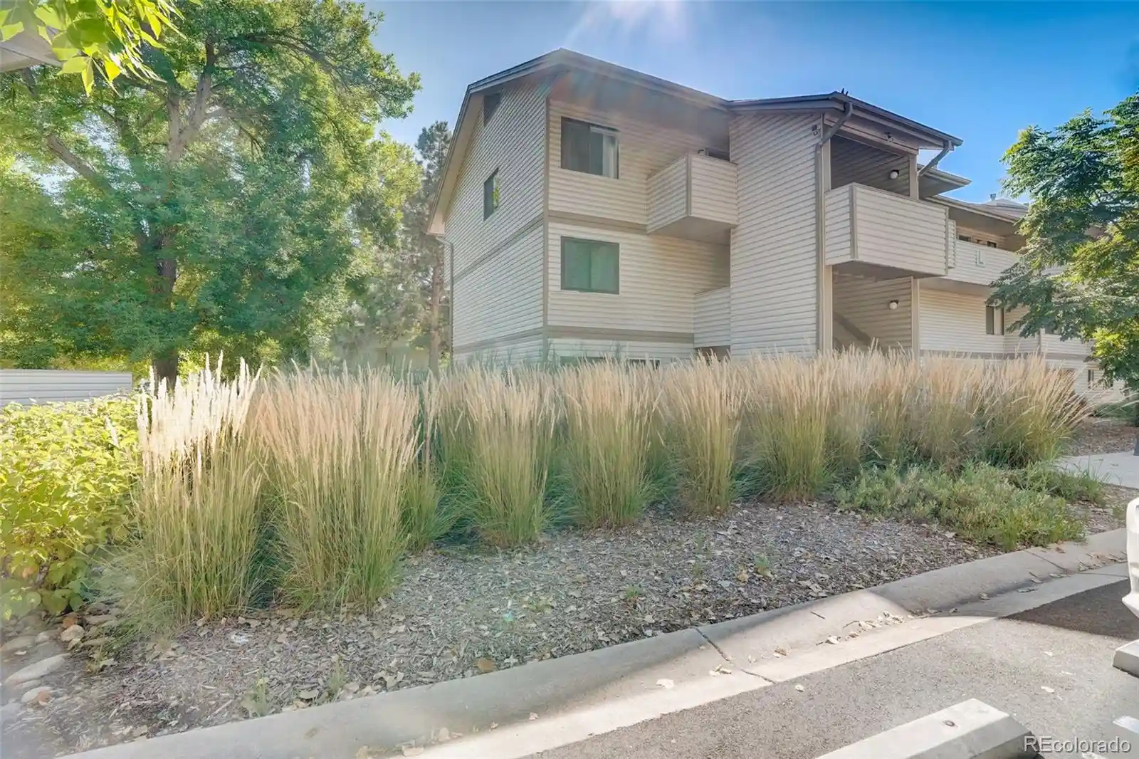 Listing Photo 1 - Condo for sale in 1705 Heatheridge Rd located at 1705 Heatheridge Rd, Fort Collins, CO 80526 - Unit #L201