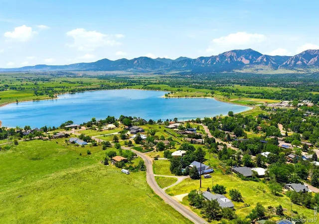 Photo 3 of Single family home for sale at 942 Stearns Ave, Boulder, CO 80303 | MLS# IR1070803 | Listing updated on 2026-10-26