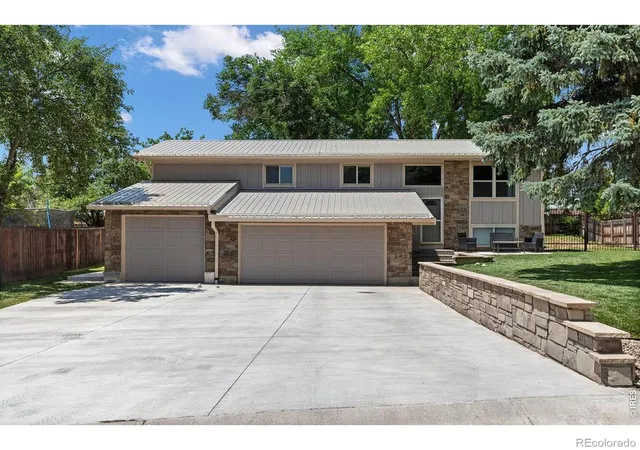 Photo 1 of Single family home for sale at 2509 Greenmont Dr, Fort Collins, CO 80524 | MLS# IR1070809 | Listing updated on 2026-10-17