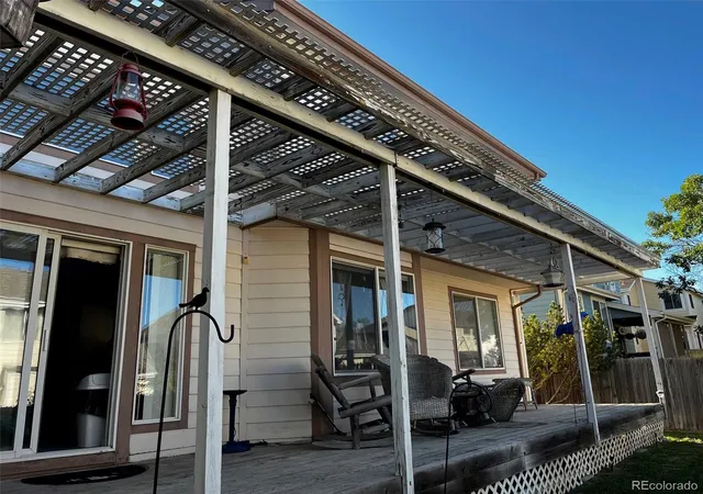 Photo 3 of Single family home for sale at 2247 S Espana St, Aurora, CO 80013 | MLS# 2171902 | Listing updated on 2026-10-28