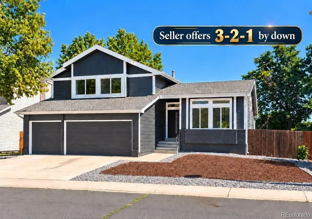 Photo 1 of Single family home for sale at 16181 E Mercer Cir, Aurora, CO 80013 | MLS# 5671535 | Listing updated on 2026-10-17