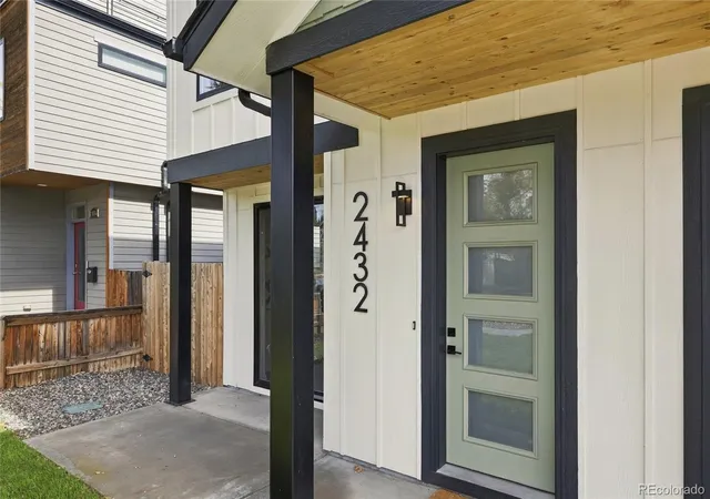 Photo 1 of Single family home for sale at 2432 Ames St, Edgewater, CO 80214 | MLS# 1859577 | Listing updated on 2026-10-25