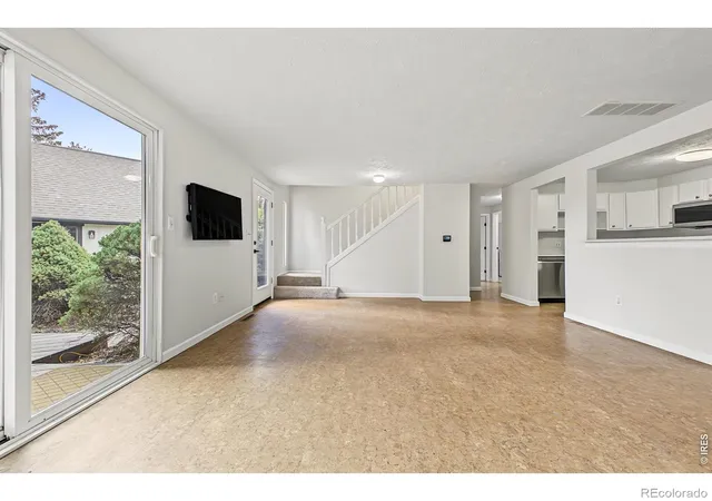 Photo 3 of Single family home for sale at 1166 Big Horn Ct, Longmont, CO 80501 | MLS# IR1070814 | Listing updated on 2026-10-21