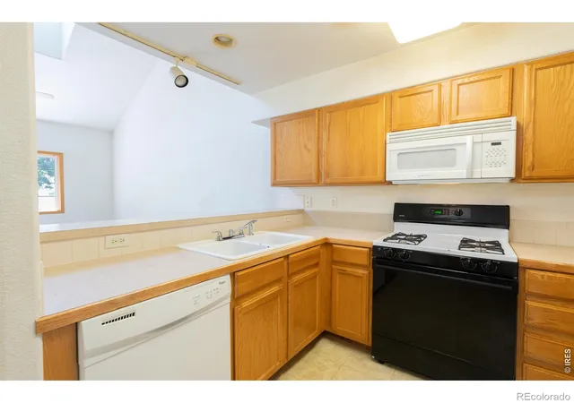 Listing Photo 3 - Condo for sale in building located at 382 Audrey Dr, Loveland, CO 80537