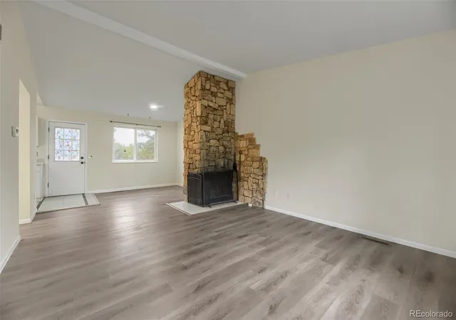 Photo 4 of Single family home for sale at 3927 S Pitkin Way, Aurora, CO 80013 | MLS# 5452663 | Listing updated on 2026-10-17