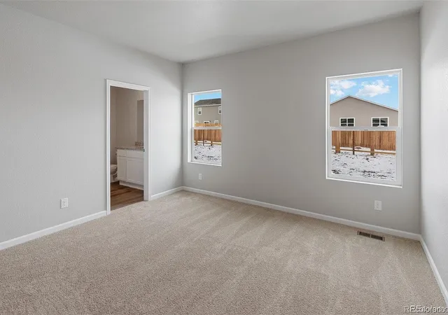 Photo 4 of Single family home for sale at 942 Payton Ave, Fort Lupton, CO 80621 | MLS# 9127506 | Listing updated on 2026-10-17