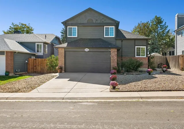 Photo 3 of Single family home for sale at 19956 E Lehigh Pl, Aurora, CO 80013 | MLS# 9064381 | Listing updated on 2026-10-25