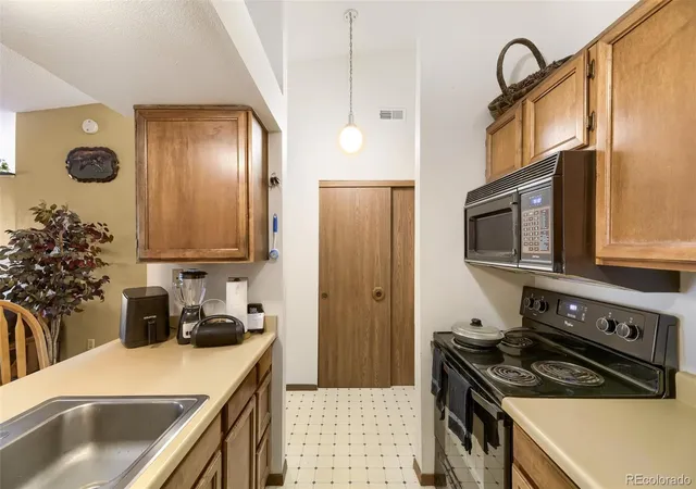 Photo 3 of Condo for sale at 4294 S Salida Way #17, Aurora, CO 80013 | MLS# 9842683 | Listing updated on 2026-10-20