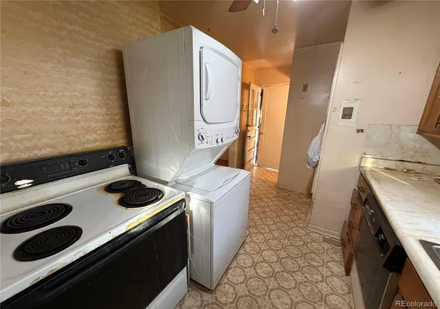 Photo 2 of Single family home for sale at 2948 Holly St, Denver, CO 80207 | MLS# 6540783 | Listing updated on 2026-10-21