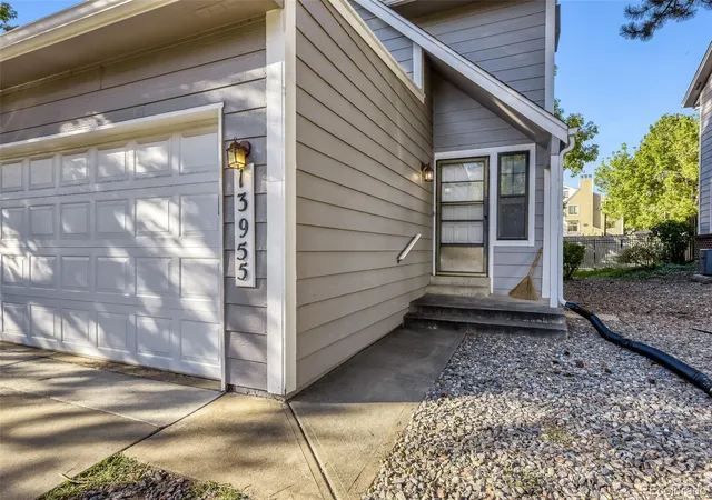 Photo 1 of Townhouse for sale at 13955 E Oxford Pl, Aurora, CO 80014 | MLS# 2578036 | Listing updated on 2026-10-23