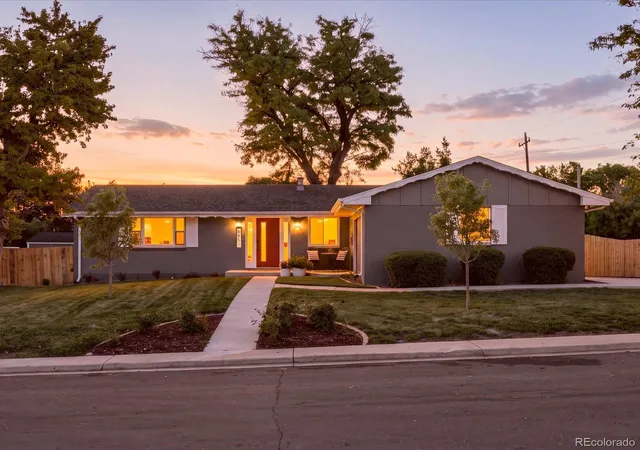 Photo 1 of Single family home for sale at 6851 S Prince Cir, Littleton, CO 80120 | MLS# 6374881 | Listing updated on 2026-10-21