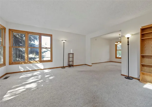 Photo 4 of Single family home for sale at 20883 Parliament Pl, Parker, CO 80138 | MLS# 3944902 | Listing updated on 2026-10-25