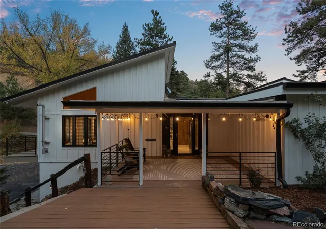 Photo 4 of Single family home for sale at 9037 S Deer Crk Cyn Rd, Littleton, CO 80127 | MLS# 7533550 | Listing updated on 2026-10-23