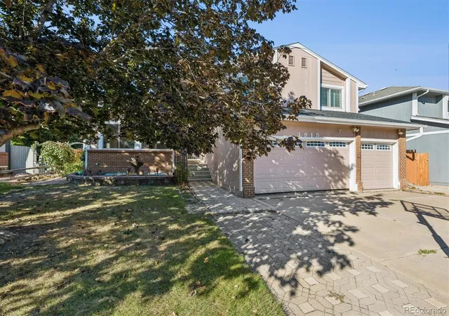 Photo 2 of Single family home for sale at 3915 S Kalispell St, Aurora, CO 80013 | MLS# 4947207 | Listing updated on 2026-10-28