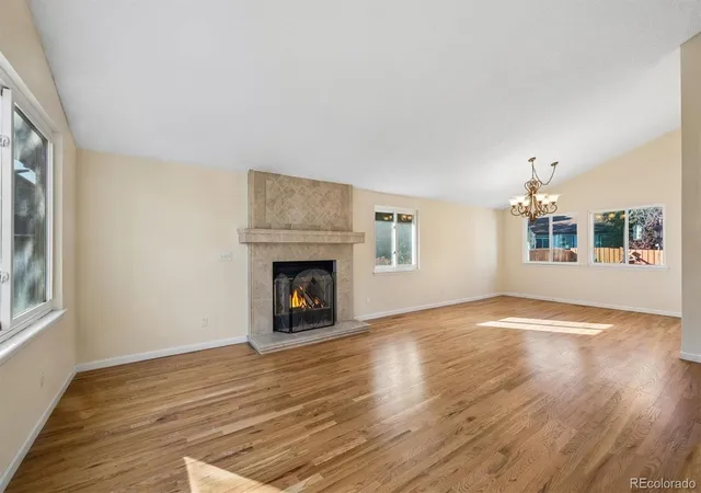 Photo 4 of Single family home for sale at 3915 S Kalispell St, Aurora, CO 80013 | MLS# 4947207 | Listing updated on 2026-10-28