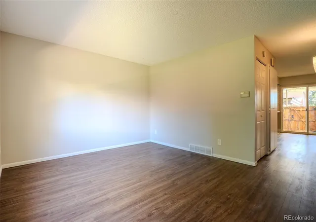 Photo 2 of Townhouse for sale at 4086 S Yosemite St, Denver, CO 80237 | MLS# 3055251 | Listing updated on 2026-10-29