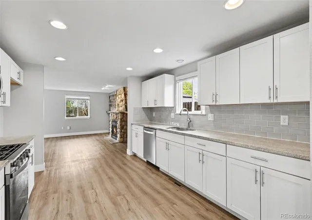 Photo 1 of Single family home for sale at 701 Eldora Pl, Longmont, CO 80504 | MLS# 7140749 | Listing updated on 2026-10-29